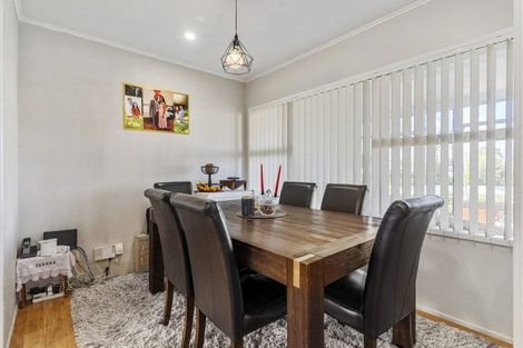 Photo of property in 66 Sunlands Drive, Manurewa, Auckland, 2102