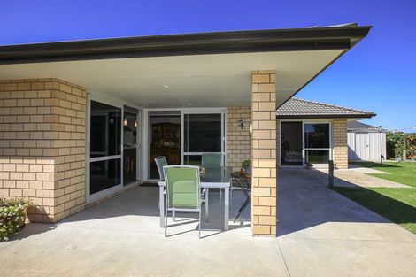 Photo of property in 22 Merrimana Drive, Thames, 3500