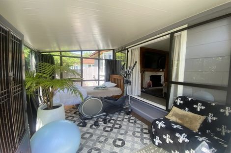 Photo of property in 27 Oxford Street, Picton, 7220