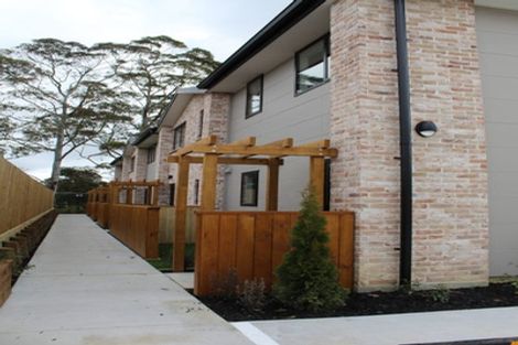 Photo of property in 7/83 Vodanovich Road, Te Atatu South, Auckland, 0610