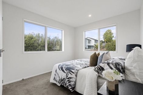 Photo of property in 47a Reynella Drive, Massey, Auckland, 0614