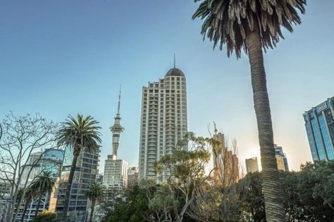 Photo of property in The Metropolis Apartments, 3303/1 Courthouse Lane, Auckland Central, Auckland, 1010