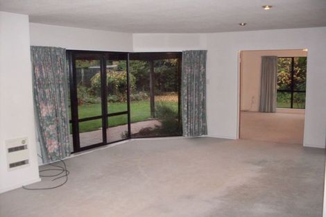 Photo of property in 20 Althorp Place, Avonhead, Christchurch, 8042