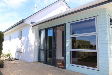 Photo of property in 40 Timaru Road, Waimate, 7924