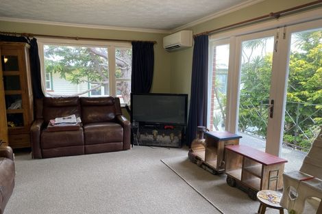 Photo of property in 44 Cunliffe Street, Johnsonville, Wellington, 6037