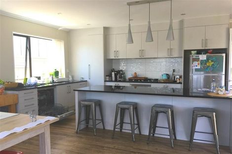 Photo of property in 12a Marsh Avenue, Forrest Hill, Auckland, 0620