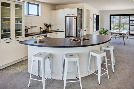 Photo of property in Endeavour Apartments, 1/125 Thorndon Quay, Pipitea, Wellington, 6011