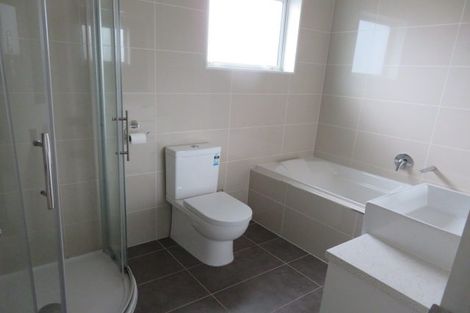 Photo of property in 70 Pencaitland Drive, Flat Bush, Auckland, 2019