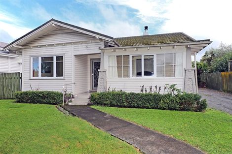 Photo of property in 302 Mclean Street, Saint Leonards, Hastings, 4120