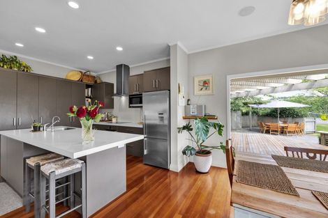 Photo of property in 1048 Normanby Road, Manaia, Hawera, 4678