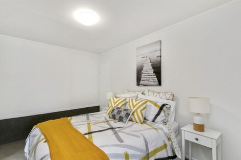 Photo of property in 25 Oriel Avenue, Tawa, Wellington, 5028