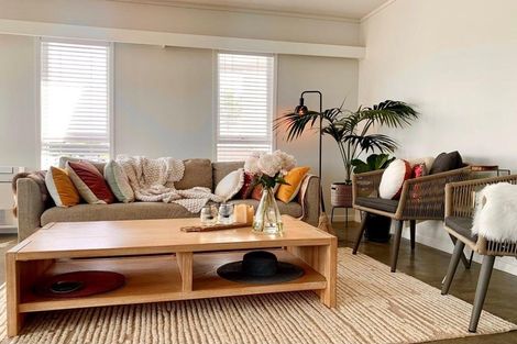 Photo of property in 1/23 Hart Road, Hauraki, Auckland, 0622