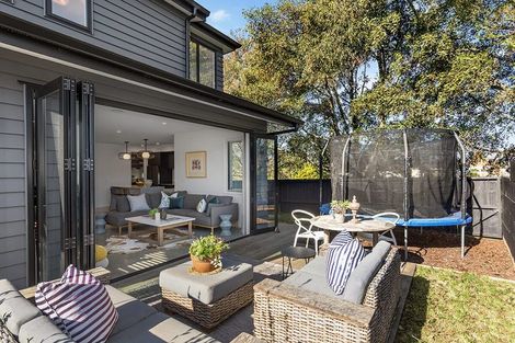 Photo of property in 55a Torino Street, Point England, Auckland, 1072