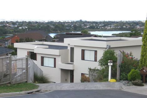 Photo of property in 14 Graceview Way, West Harbour, Auckland, 0618