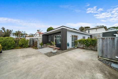 Photo of property in 17b Tuki Street, Titahi Bay, Porirua, 5022
