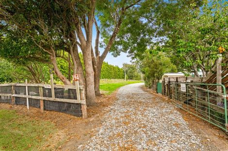 Photo of property in 196 Muriwai Valley Road, Muriwai, Waimauku, 0881