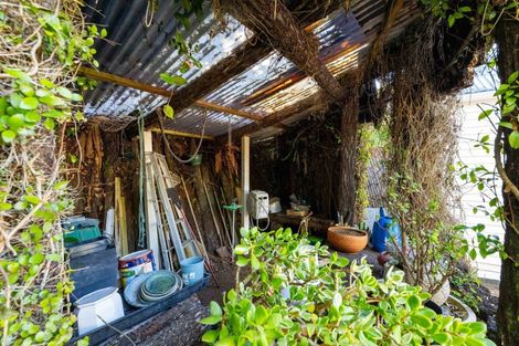 Photo of property in 568 South Road, Omata, New Plymouth, 4374