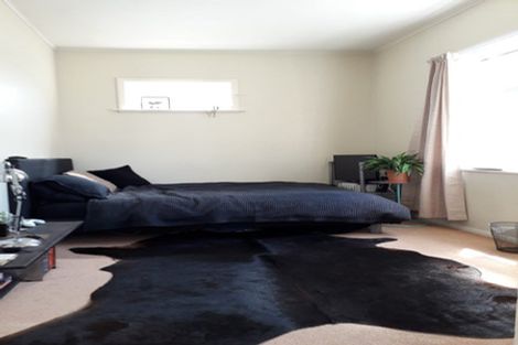 Photo of property in 6 Picton Avenue, Newtown, Wellington, 6021