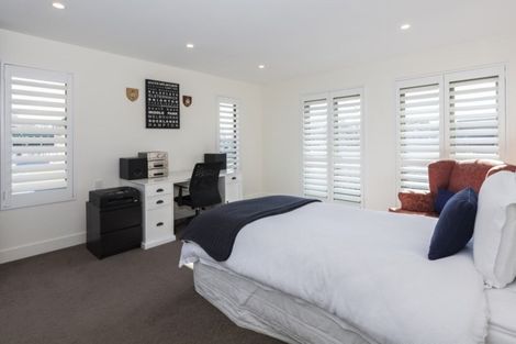 Photo of property in 30 Makora Street, Fendalton, Christchurch, 8041