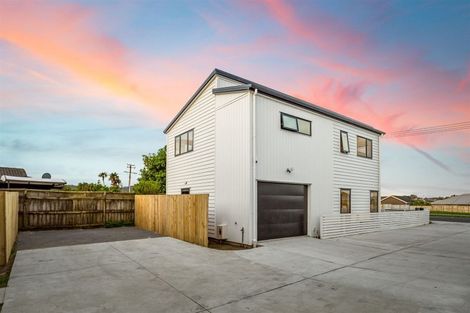 Photo of property in 52f Tapu Road, Huapai, Kumeu, 0810