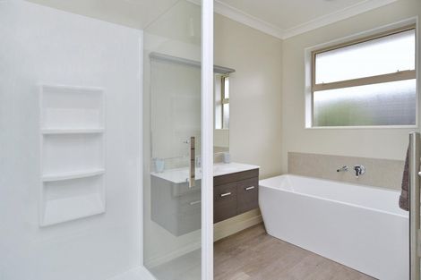 Photo of property in 12 Hamlett Drive, Woodend, 7610