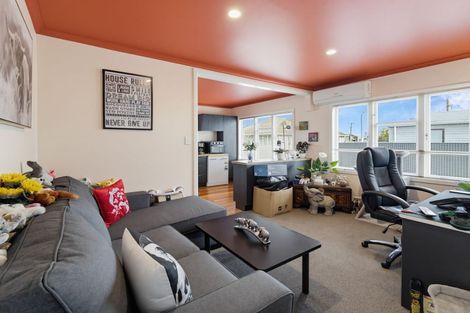 Photo of property in 2/42a Geddis Avenue, Maraenui, Napier, 4110