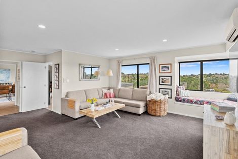 Photo of property in 86 Whites Road, Whitford, Howick, 2571