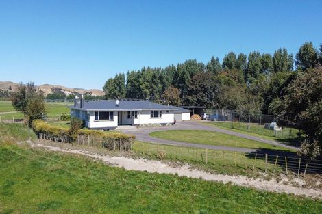 Photo of property in 423 Oringi Road, Dannevirke, 4972
