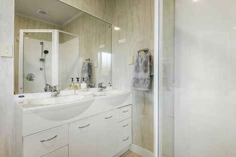 Photo of property in 44 Killybegs Drive, Pinehill, Auckland, 0632