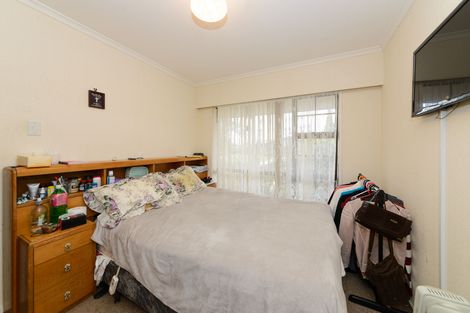 Photo of property in 14 Peter Hall Drive, Kelvin Grove, Palmerston North, 4414