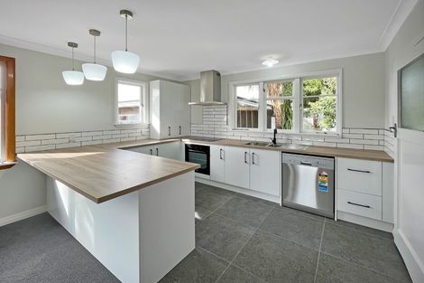 Photo of property in 4 Moray Place, Highbury, Palmerston North, 4412