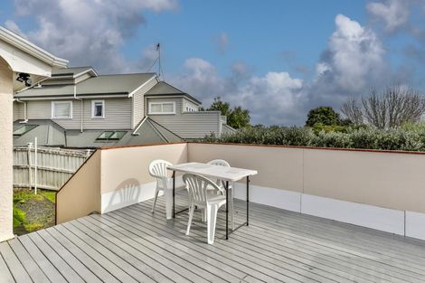Photo of property in 45 Balmain Road, Birkenhead, Auckland, 0626