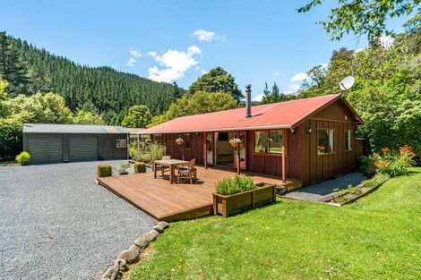 Photo of property in 2168 Akatarawa Road, Akatarawa Valley, Upper Hutt, 5372