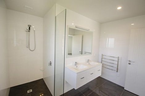 Photo of property in 10 Phoenix Place, Cromwell, 9310