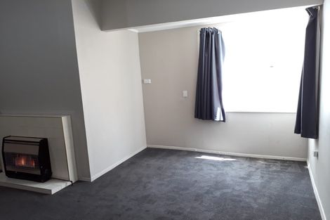 Photo of property in 4 Howard Street, Mount Cook, Wellington, 6021