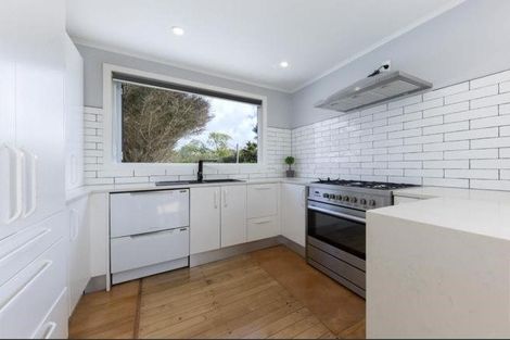 Photo of property in 23 Kaipara Portage Road, Riverhead, 0820