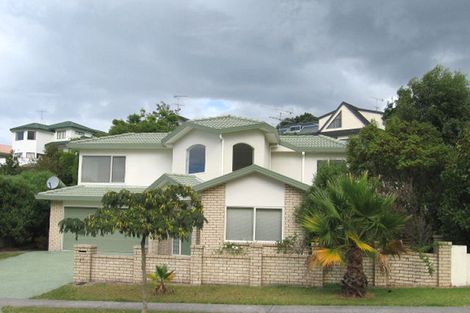 Photo of property in 20 Hogarth Rise, West Harbour, Auckland, 0618