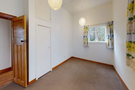 Photo of property in 19 Princess Terrace, Newtown, Wellington, 6021