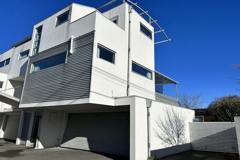 Photo of property in 1/22 Heywood Terrace, Richmond, Christchurch, 8013