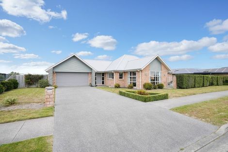 Photo of property in 32 Sovereign Boulevard, Kaiapoi, 7630