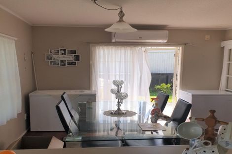 Photo of property in 126 Racecourse Road, Waiuku, 2123