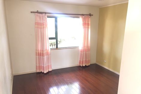 Photo of property in 23 Bluebird Crescent, Unsworth Heights, Auckland, 0632