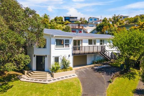 Photo of property in 23 Malters Place, Browns Bay, Auckland, 0630