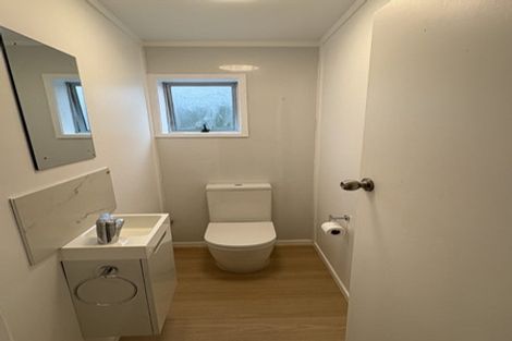 Photo of property in 8 Awaruku Road, Torbay, Auckland, 0630