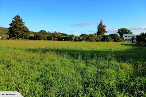 Photo of property in 75 Beech Lane, Coromandel, 3506