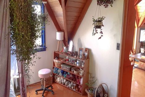 Photo of property in 122 Lone Kauri Road, Karekare, New Lynn, 0772