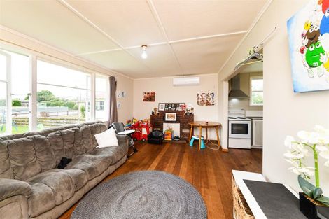 Photo of property in 38 King Street, Marton, 4710