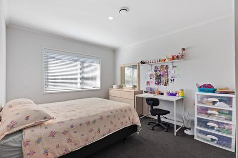 Photo of property in 57 Te Kio Crescent, Papamoa Beach, Papamoa, 3118