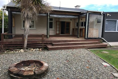 Photo of property in 66 Queen Street West, Levin, 5510