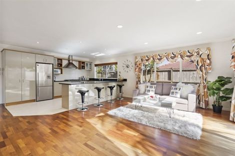 Photo of property in 13 Dunvegan Rise, East Tamaki Heights, Auckland, 2016